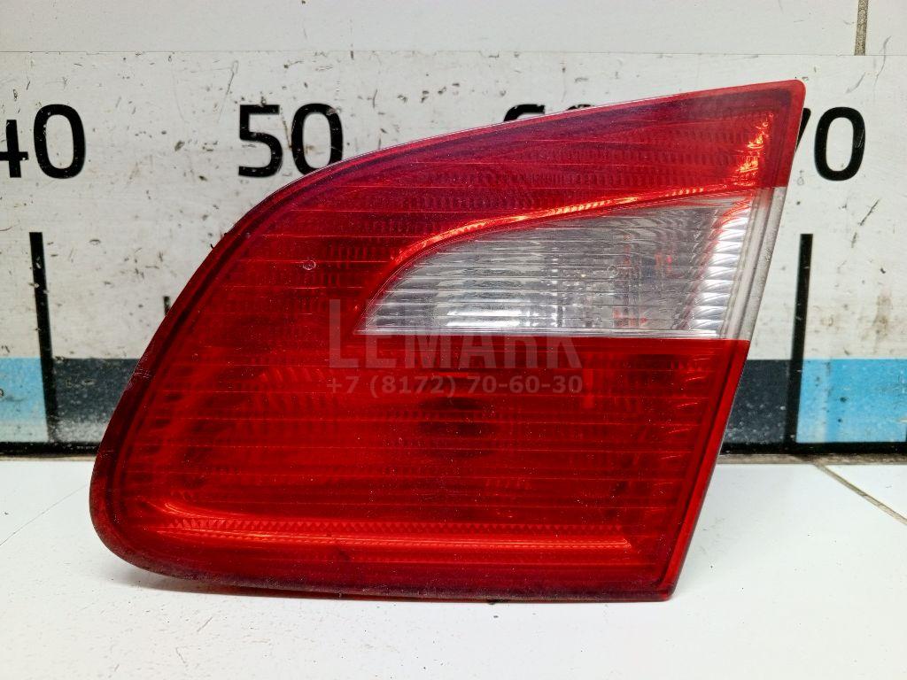 Фонарь задний внутренний правый 3T5945108 VAG
