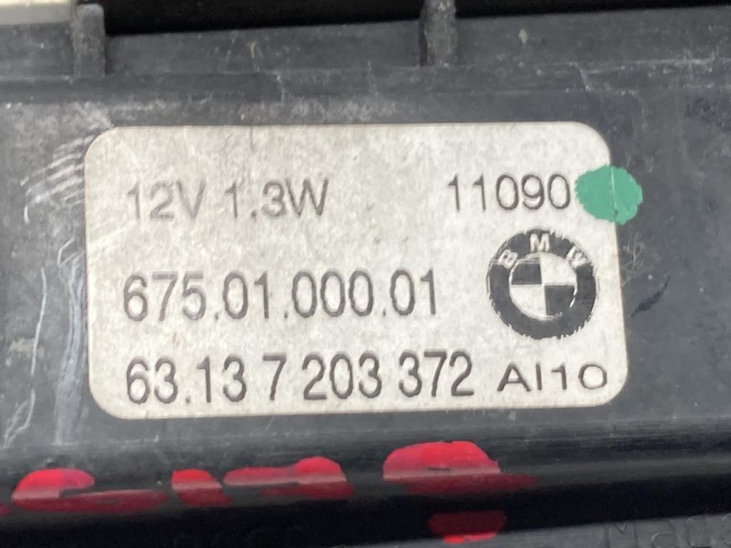 Повторитель на крыло правый белый для  BMW X6 G06 2019