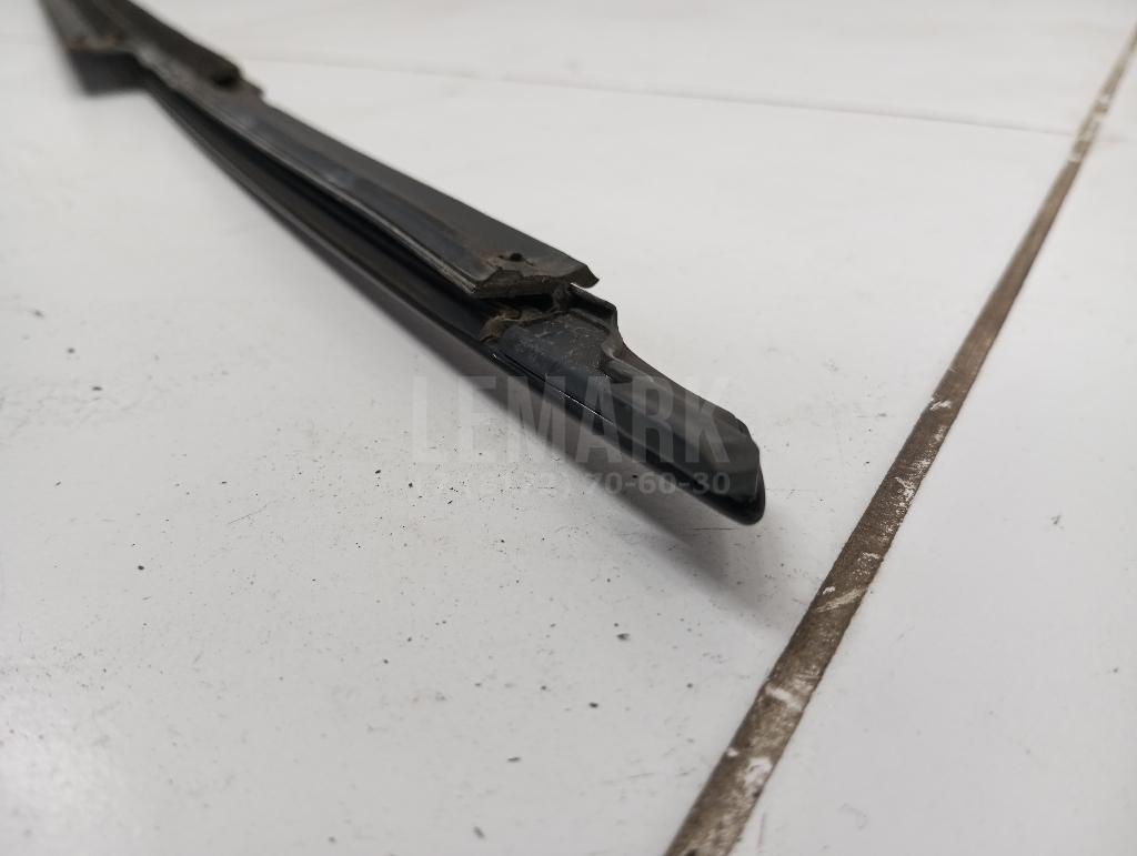 Накладка стекла переднего левого для  BMW 7-serie F01/F02 2008-2015