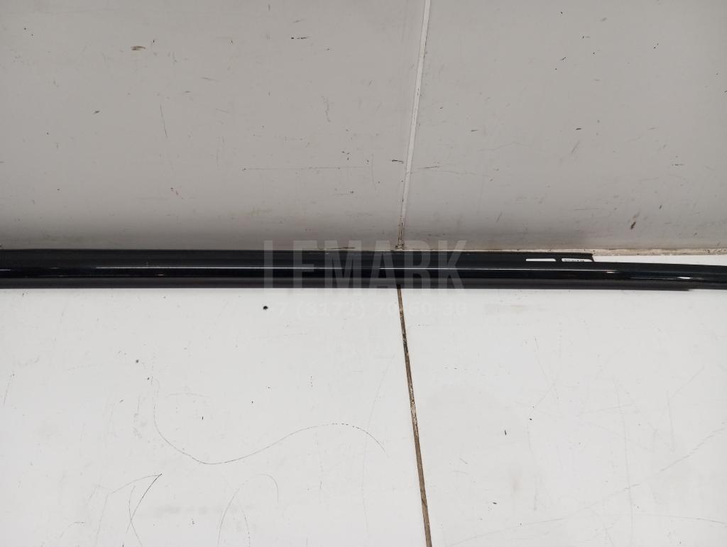 Накладка стекла переднего левого для  BMW 7-serie F01/F02 2008-2015