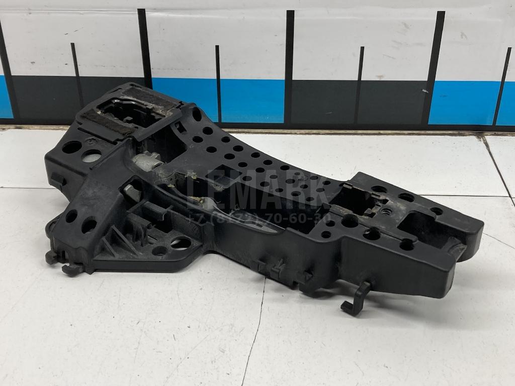 Кронштейн ручки для  BMW X3 E83 2004-2010