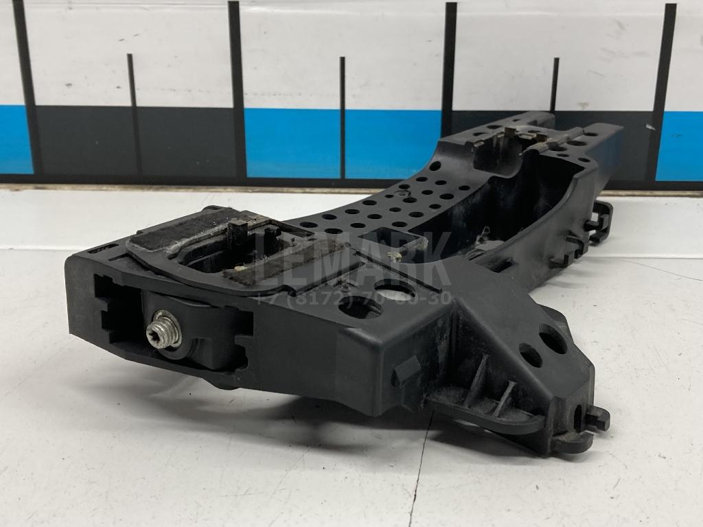 Кронштейн ручки для  BMW X3 E83 2004-2010