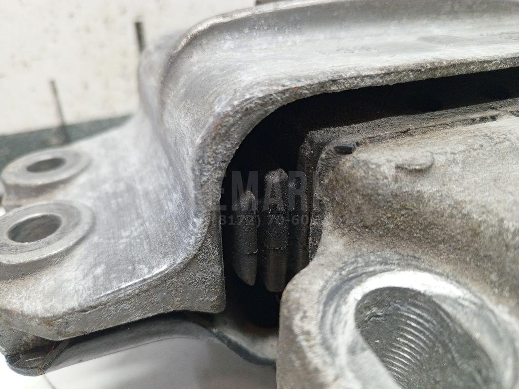 Опора двигателя левая для  Audi R8 2007-2015