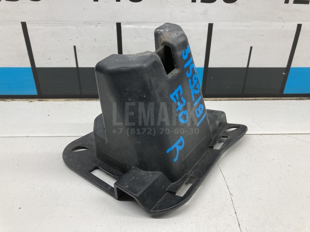 Кронштейн форсунки омывателя фары для  BMW 7-serie F01/F02 2008-2015