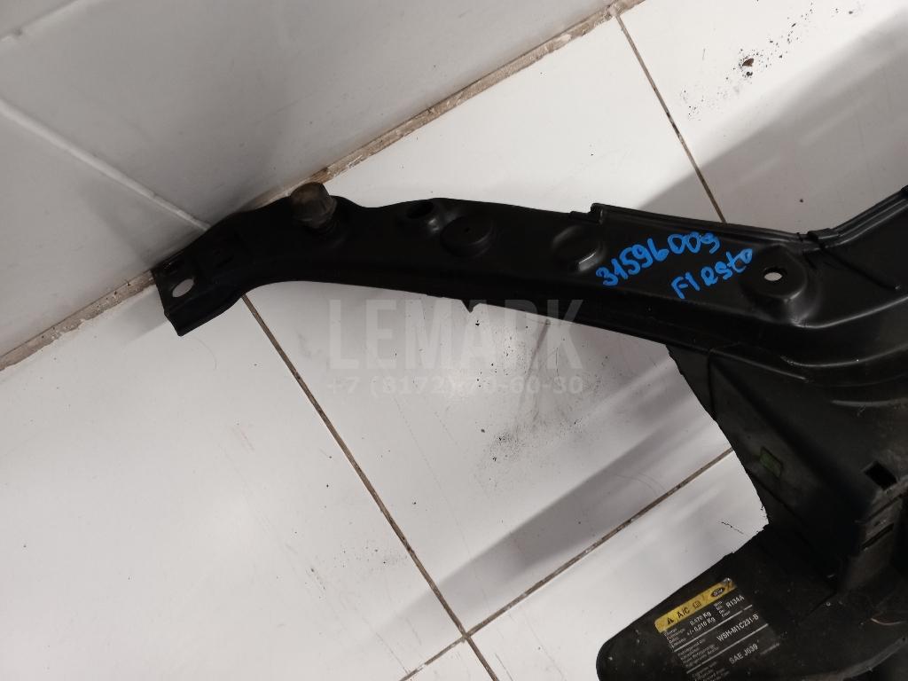 Панель передняя для  Ford Fiesta 2001-2008