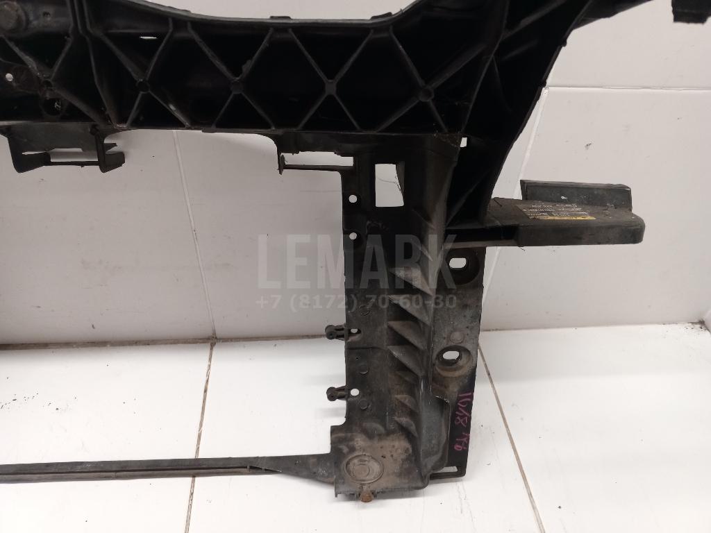 Панель передняя для  Ford Fiesta 2001-2008