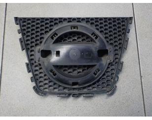 Накладка на решетку радиатора для Nissan Qashqai (J10) 2006-2014 с разборки состояние отличное