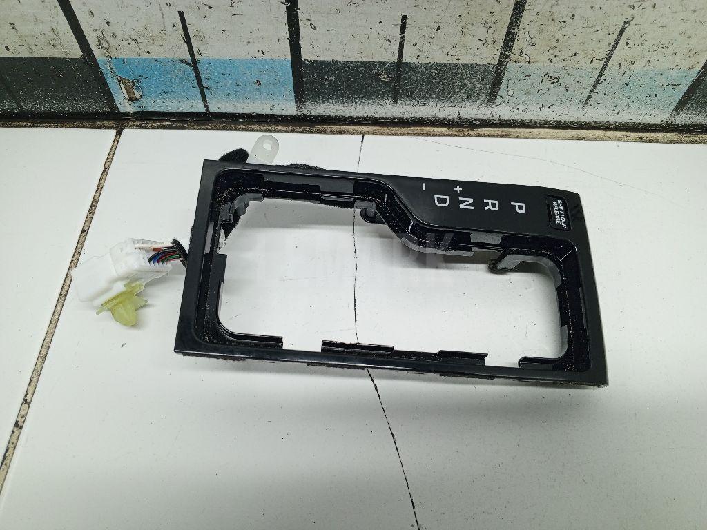Накладка индикатора переключения передач 84654D3010 Hyundai-Kia