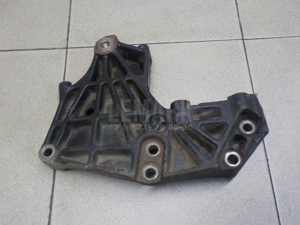 Кронштейн двигателя правый 13507JG71A Nissan