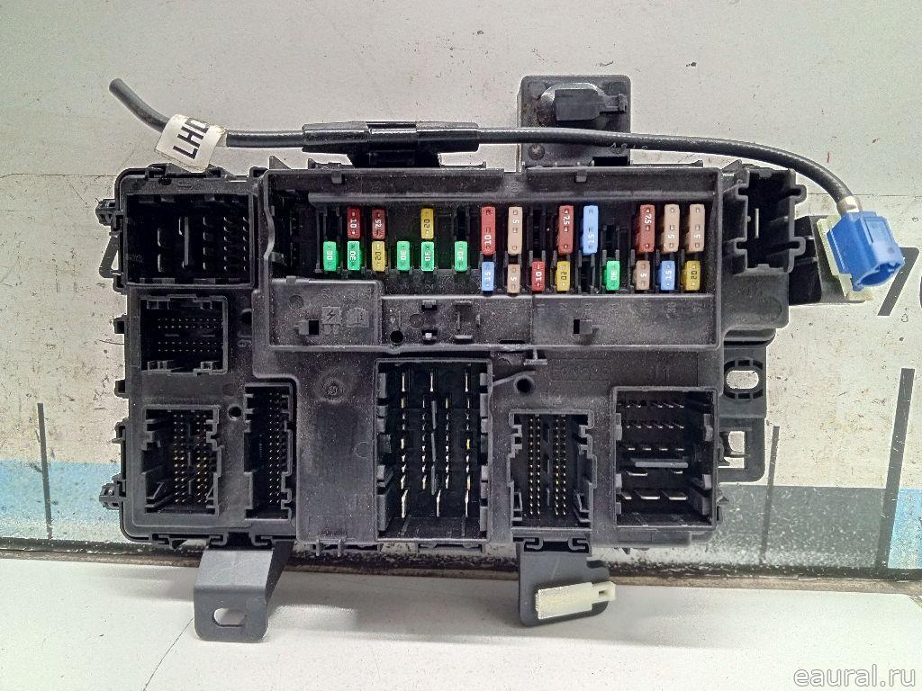 Блок предохранителей