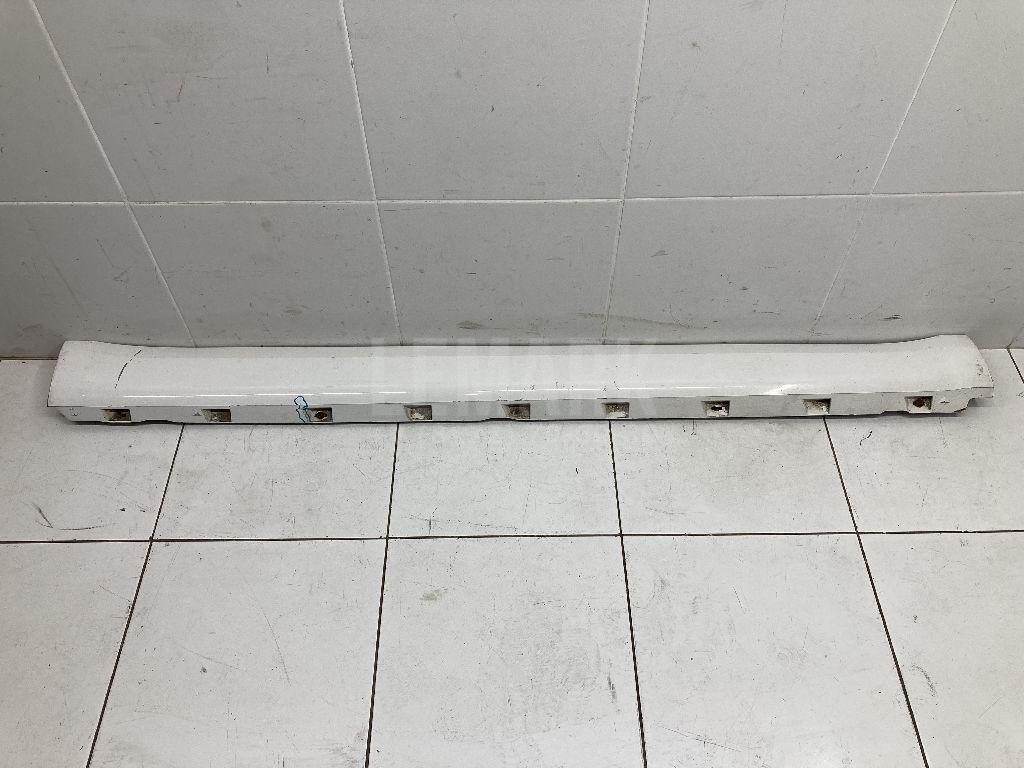 Накладка на порог (наружная) 5L0853856BGRU VAG