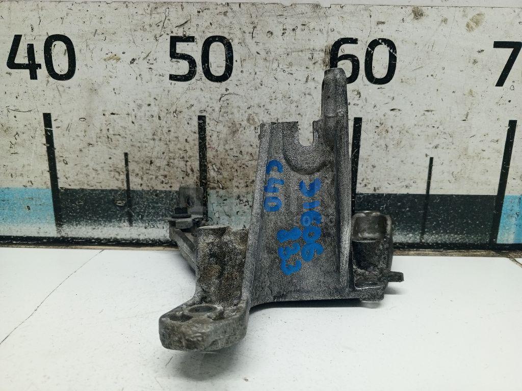 Кронштейн двигателя 9656392880 Fiat