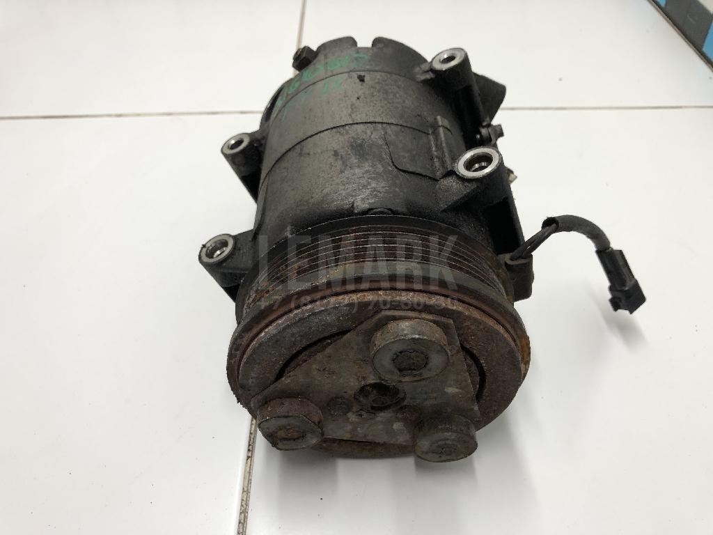 Компрессор кондиционера 1677171 Ford