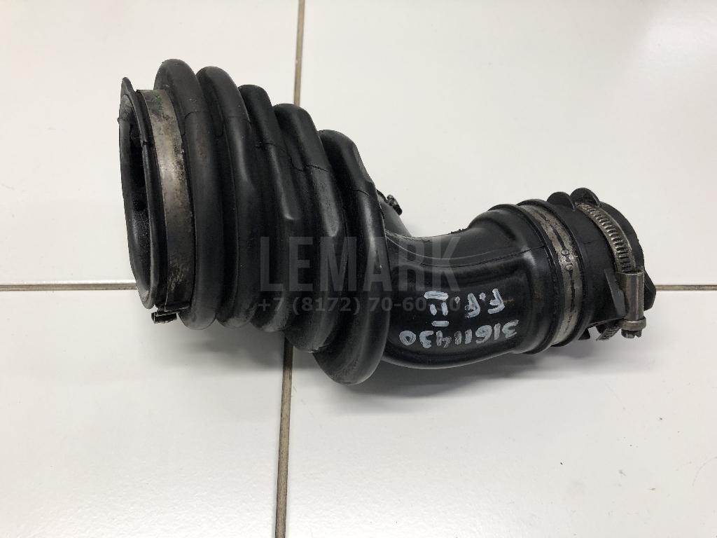 Патрубок воздушного фильтра 1673571 Ford