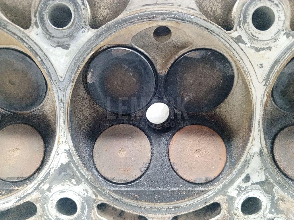 Головка блока для  Audi V8 1988-1994