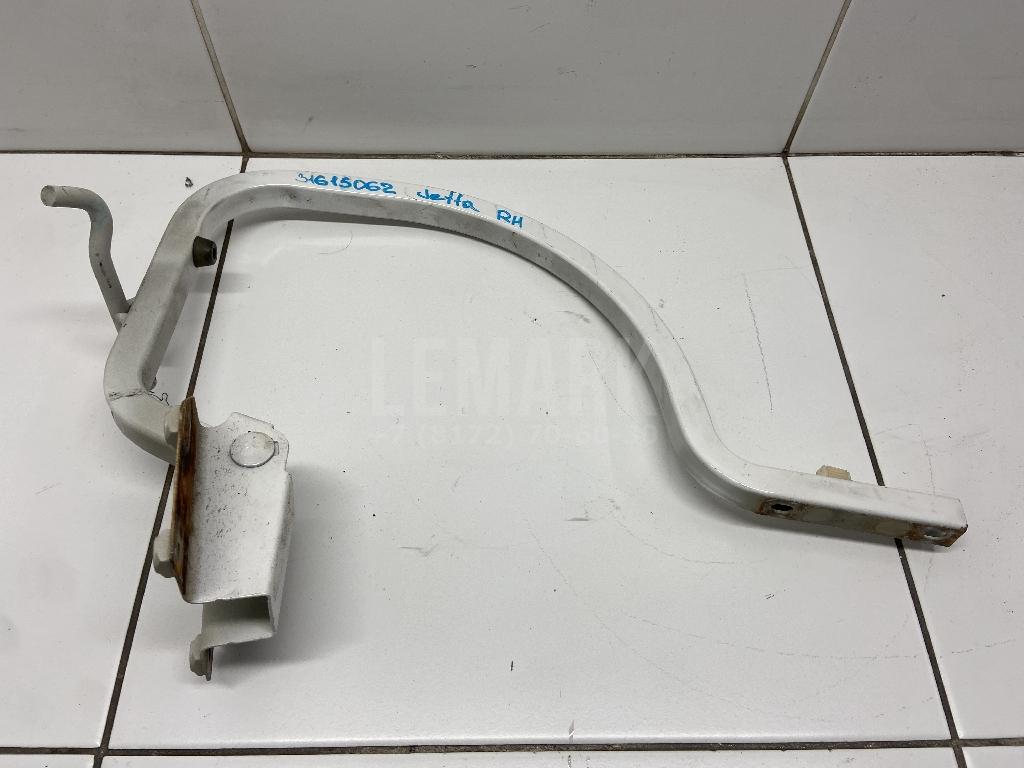 Петля крышки багажника 5C6827302D VAG