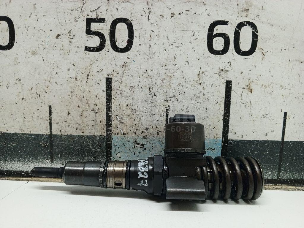 Форсунка дизельная электрическая MN980235 Mitsubishi