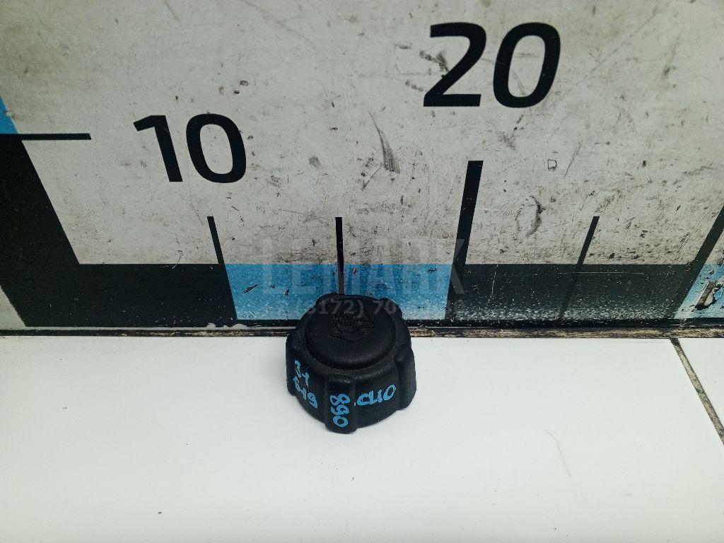 Крышка расширительного бачка 8200048024 Renault