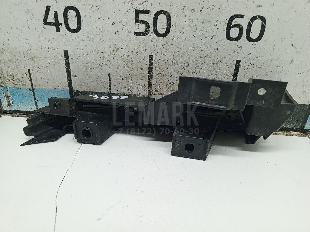 Направляющая (кузов наружные) для  BMW X5 E70 2007-2013