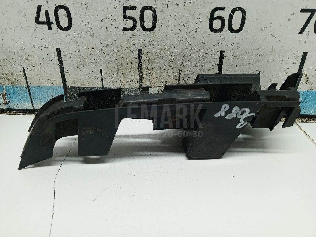 Кронштейн заднего бампера правый для  BMW X3 E83 2004-2010