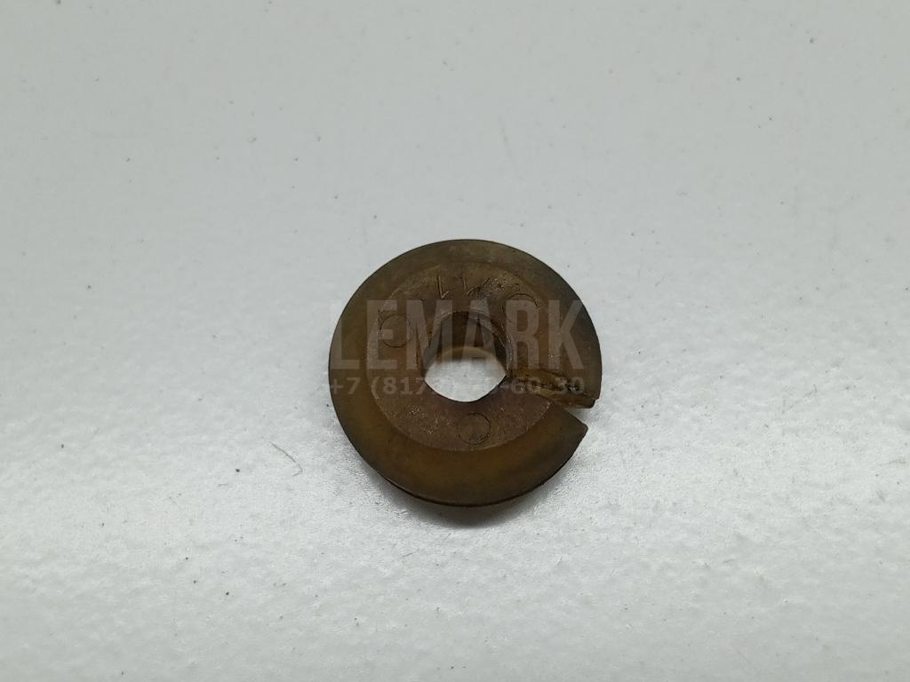 Втулка (кузов внутри) 1070074 Ford