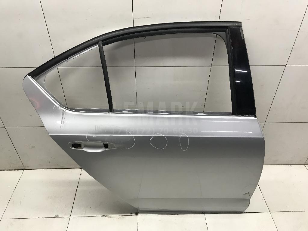 Дверь задняя правая 5E5833056B VAG