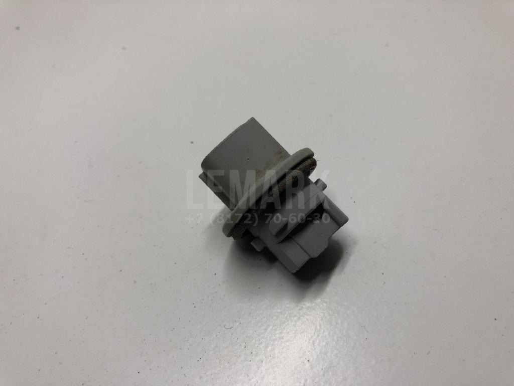 Патрон лампы 9007560028 Toyota