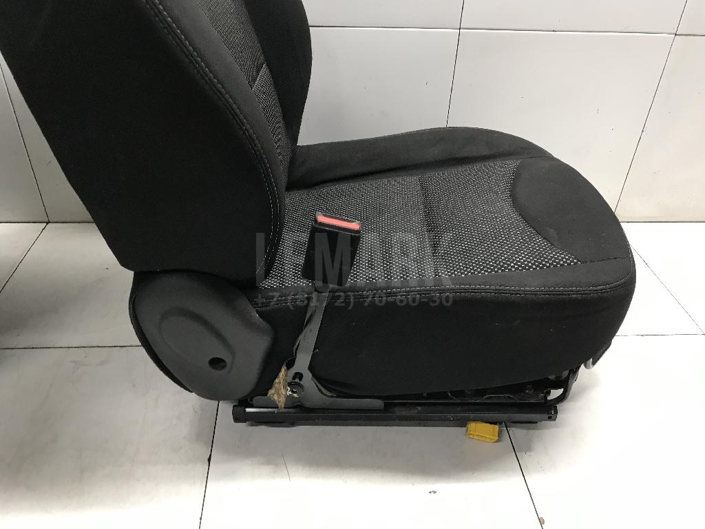 Сиденья к-кт для  Fiat Doblo 2001-2005