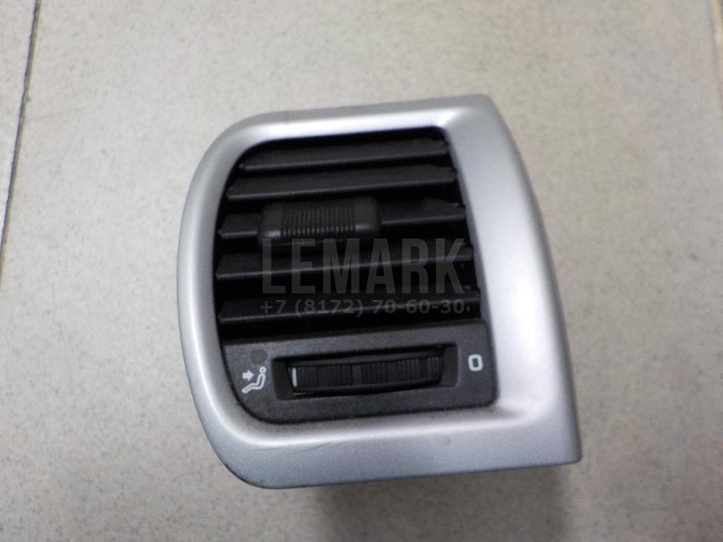 Дефлектор воздушный 5J0819702E9B9 VAG