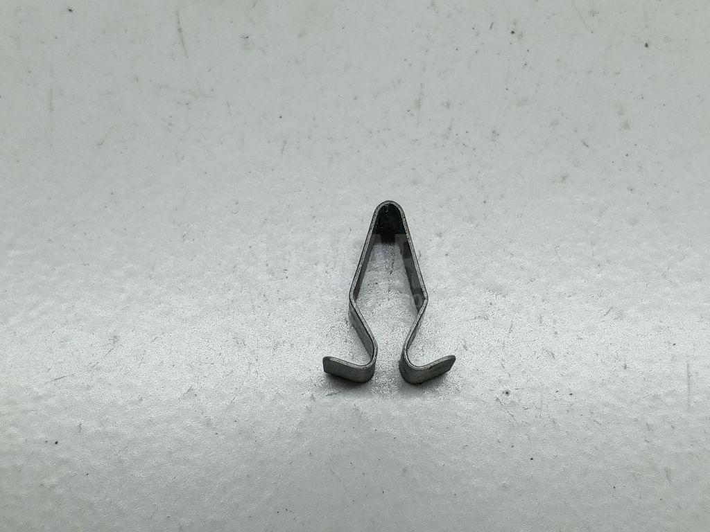 Крепеж (клоп) 4A0867276A VAG