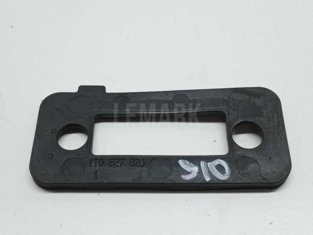 Прокладка (кузов внутри) 1T0827634A VAG