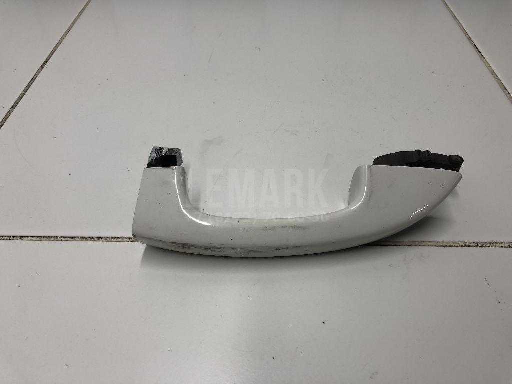 Ручка двери наружная правая 1K8837206EGRU VAG