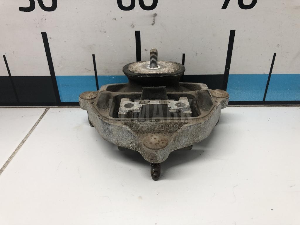 Опора КПП 8K0399151CL VAG