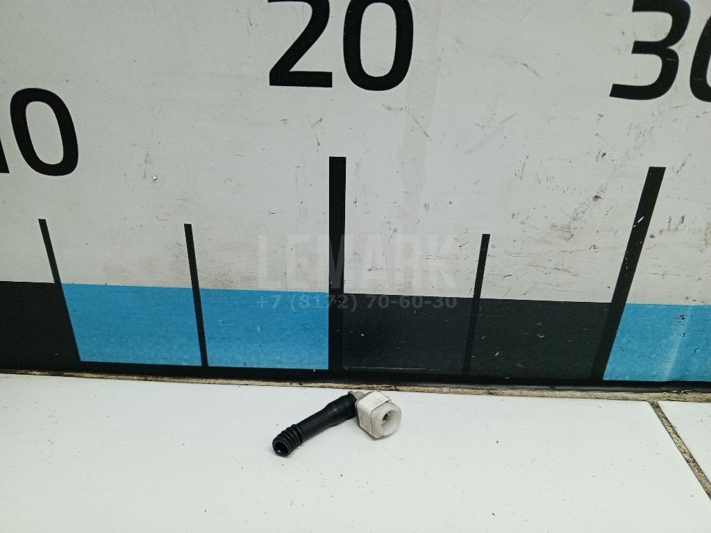 Переходник шланга омывателя 3B0955665C VAG