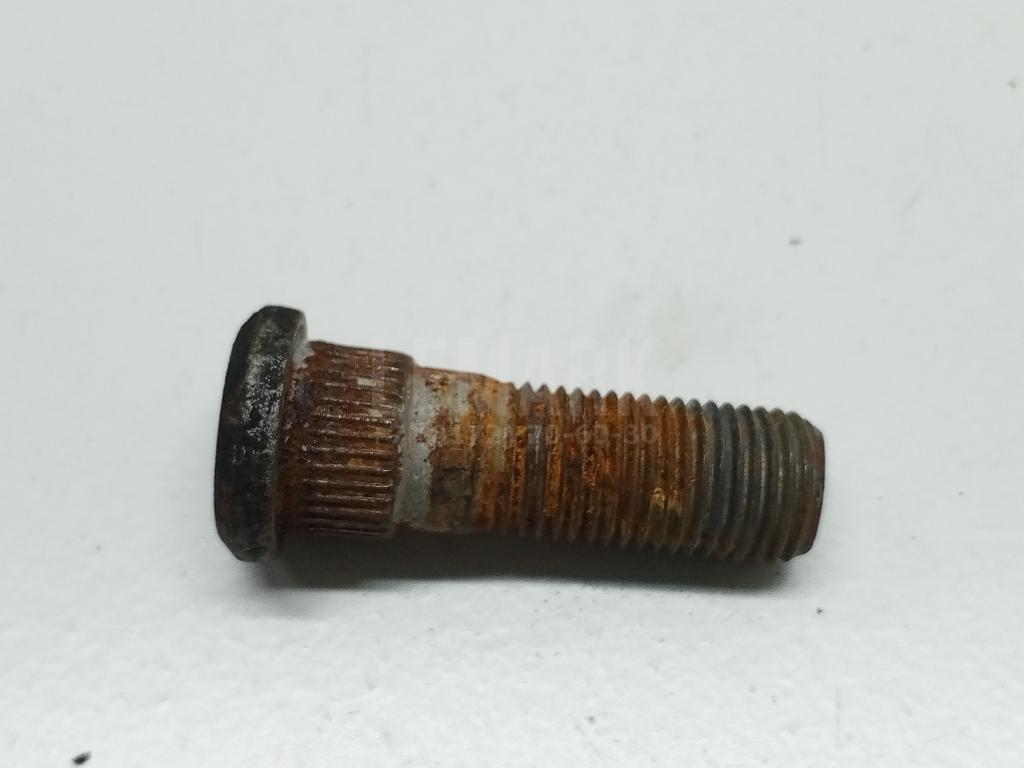 Шпилька колеса 4322241B00 Nissan
