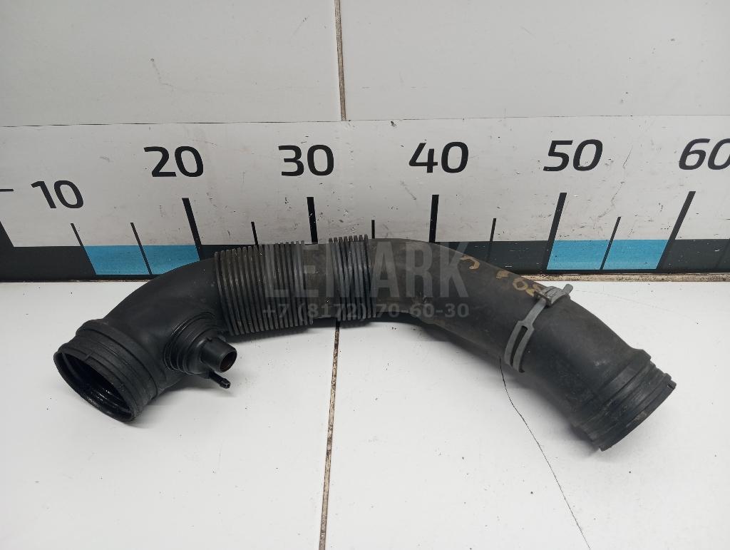 Патрубок воздушного фильтра 1K0129684AE VAG