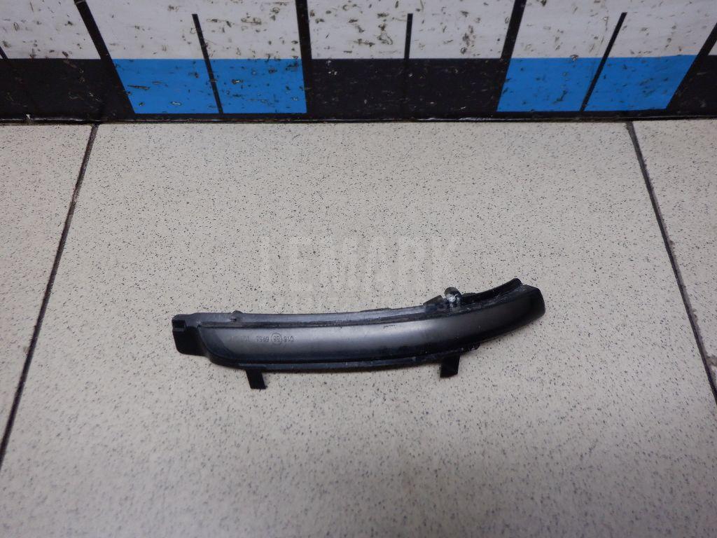 Повторитель в зеркало 3T0949102 VAG