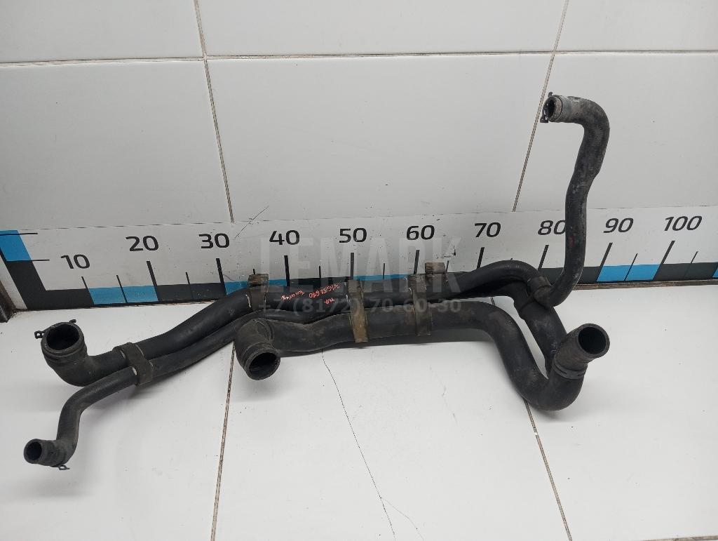 Патрубок радиатора 7P6122101M VAG