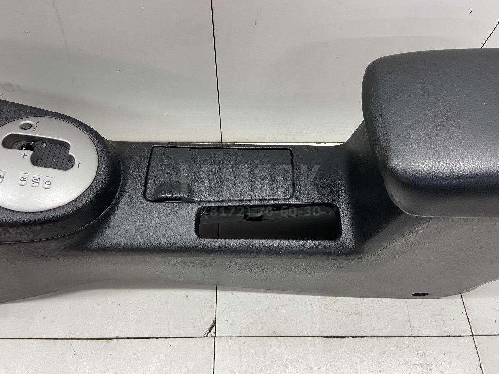 Подлокотник 96910JG45B Nissan