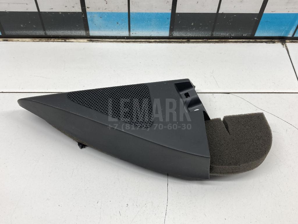 Крышка зеркала внутренняя правая 5N0837974G82V VAG