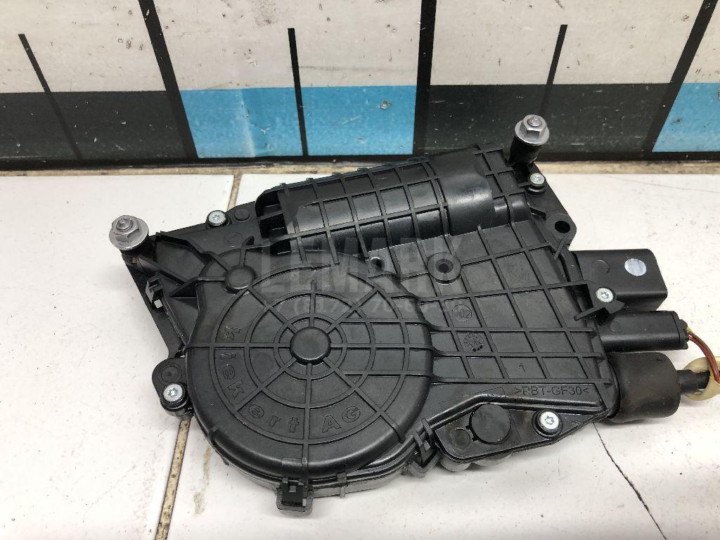 Замок двери передней правой для  BMW X1 E84 2009-2015