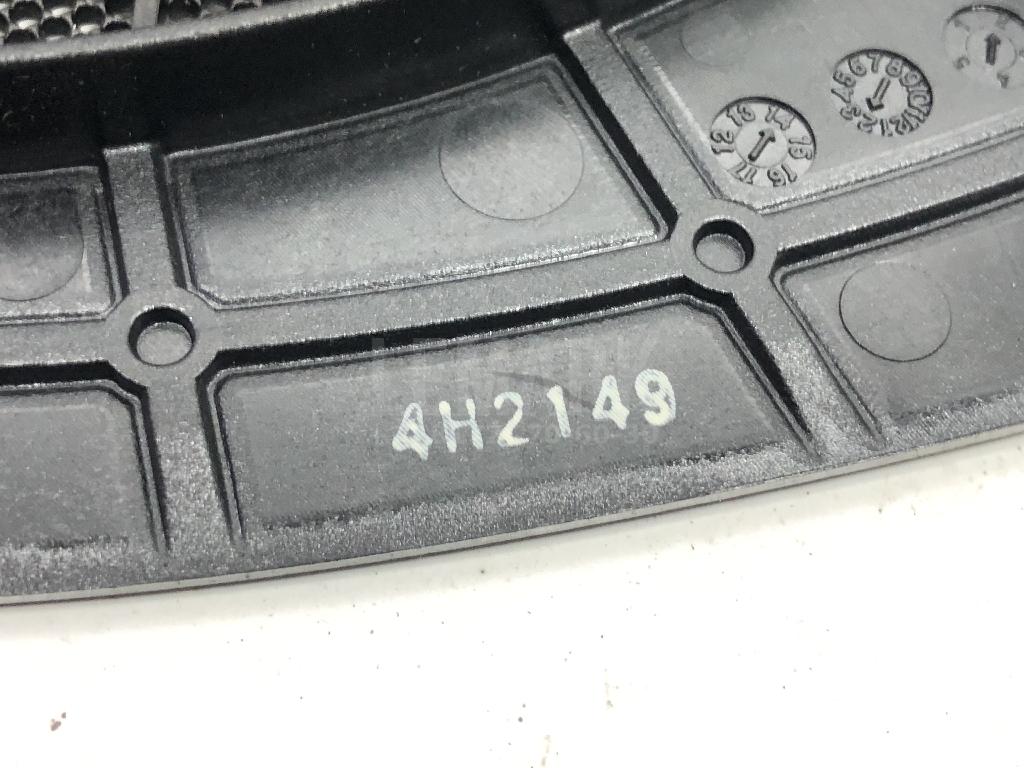 Решетка динамика для  Audi A8 [4D] 1999-2002