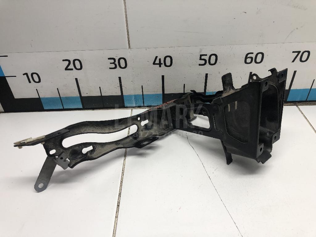 Кронштейн крепления фары для  BMW 3-serie F30/F31/F80 2011-2020