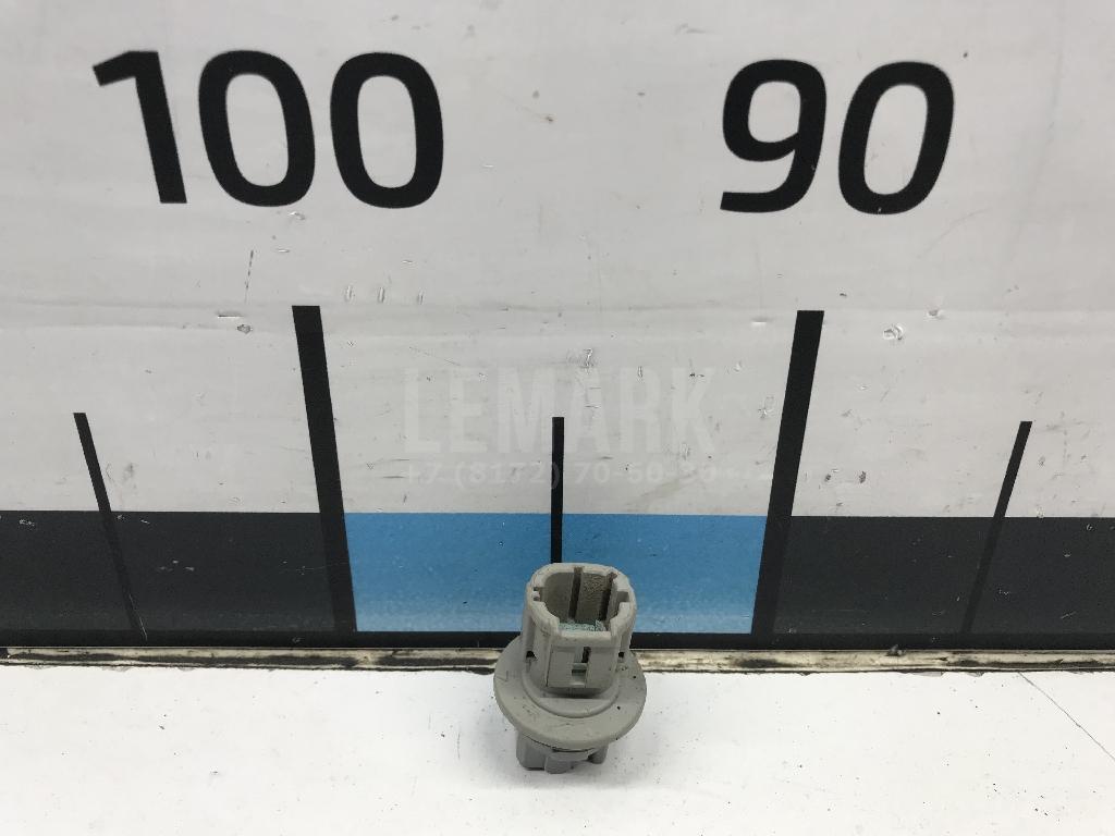 Патрон лампы 26243AA100 Nissan