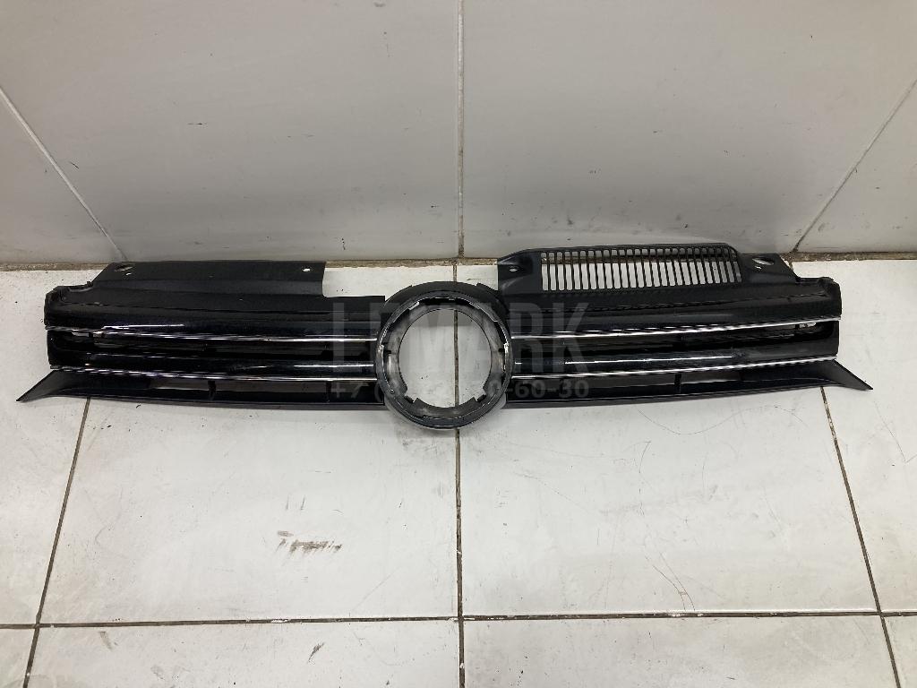 Решетка радиатора 5K0853651AMZLL VAG
