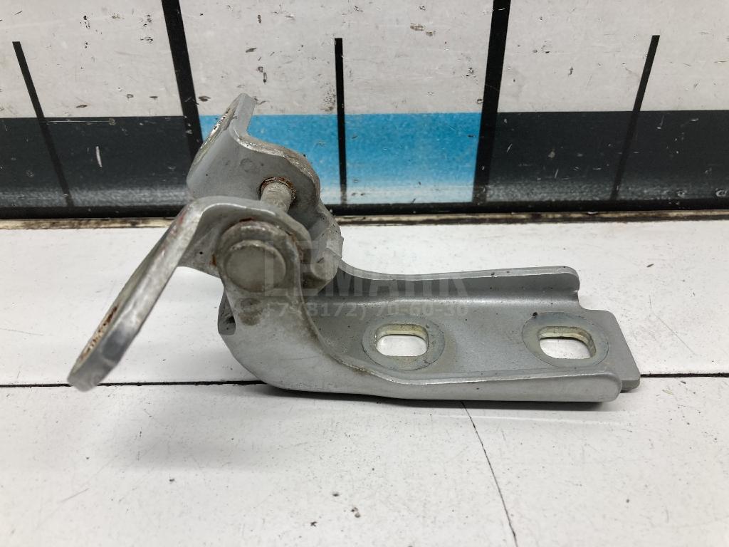 Петля двери передней для  BMW X3 E83 2004-2010