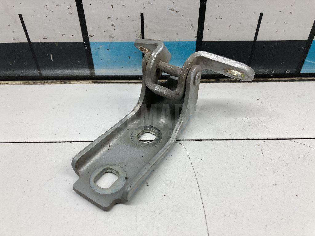 Петля двери передней для  BMW X3 E83 2004-2010