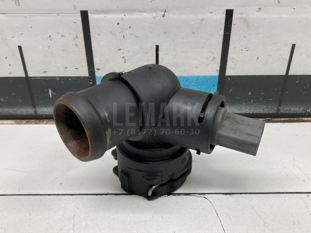 Фланец / тройник для  BMW 4-serie F32/F33/F82 2012-2020