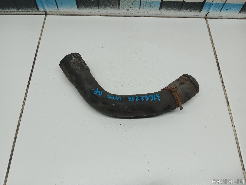 Патрубок радиатора