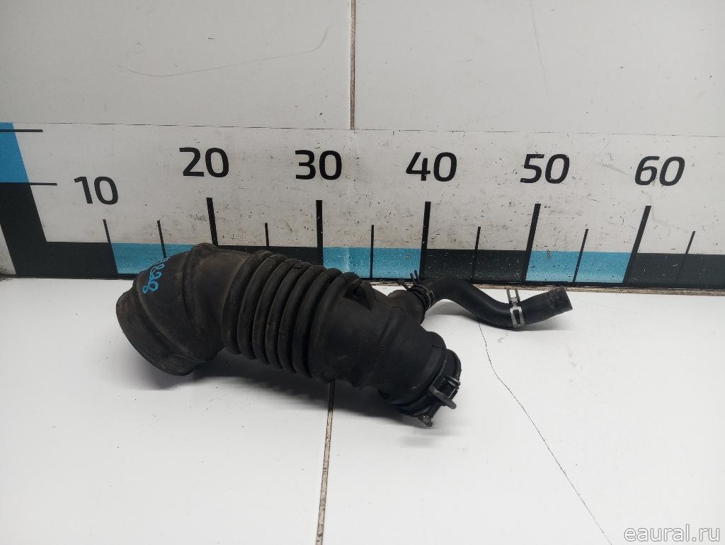 Патрубок воздушного фильтра